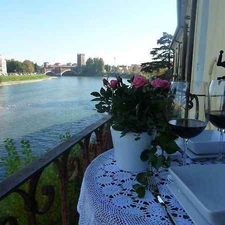 Apartamento Casa Archi - Balcone Sul Fiume Verona Exterior foto