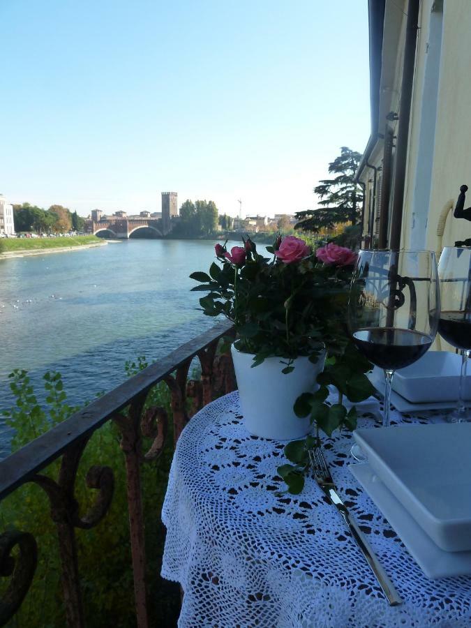 Apartamento Casa Archi - Balcone Sul Fiume Verona Exterior foto